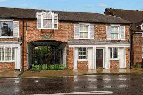 2 bedroom flat for sale, Normandy Street, Alton, Hampshire, GU34