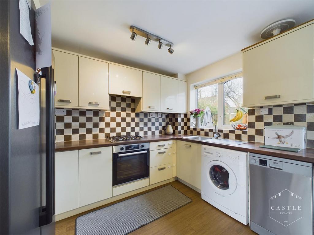 Dining kitchen