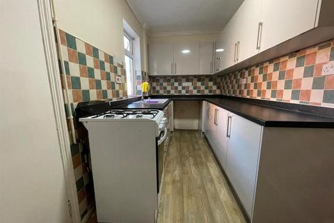 2 bedroom terraced house to rent, Friary Road, Handsworth, Birmingham, B20 1BB