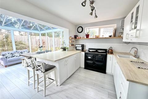 2 bedroom bungalow for sale, Greenfield Gardens, Barton On Sea, Hampshire, BH25