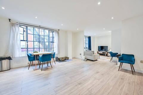 2 bedroom flat for sale, Tower Bridge Road, London Bridge, London, SE1