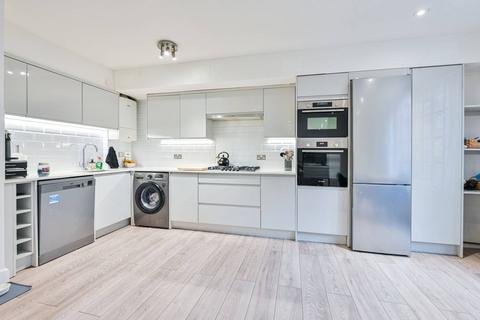 2 bedroom flat for sale, Tower Bridge Road, London Bridge, London, SE1