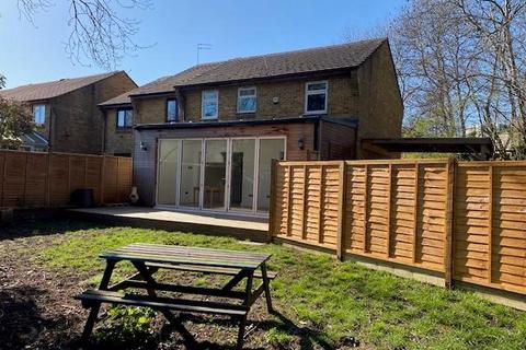 4 bedroom end of terrace house for sale, Adair Close, London