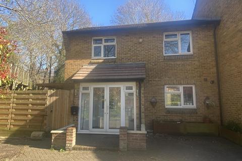 4 bedroom end of terrace house for sale, Adair Close, London