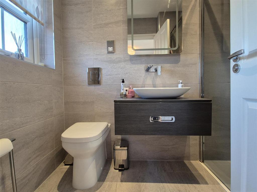 En suite shower/wc