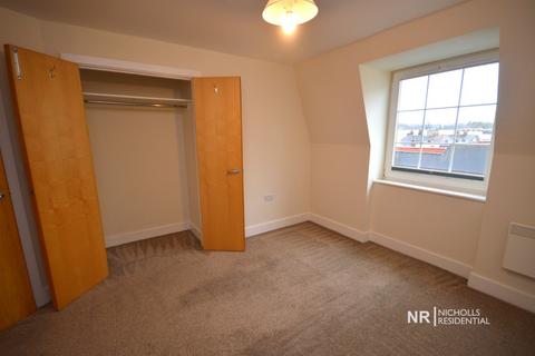 2 bedroom flat to rent, Station Approach, Epsom, Surrey. KT19 8BY