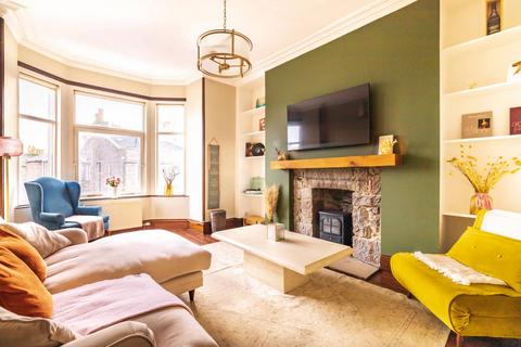 Flat F, 24 Albyn Grove, Aberdeen, AB10 6SQ