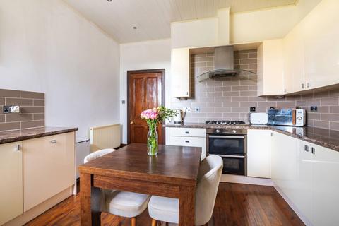 Flat F, 24 Albyn Grove, Aberdeen, AB10 6SQ
