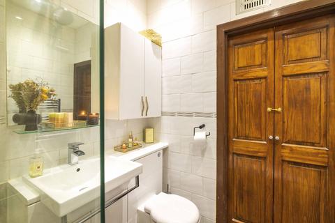 Flat F, 24 Albyn Grove, Aberdeen, AB10 6SQ