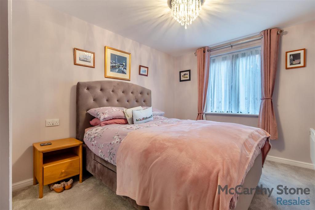 8633491-interior11.jpg