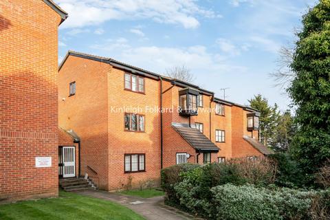 1 bedroom flat for sale, Gladbeck Way, Enfield