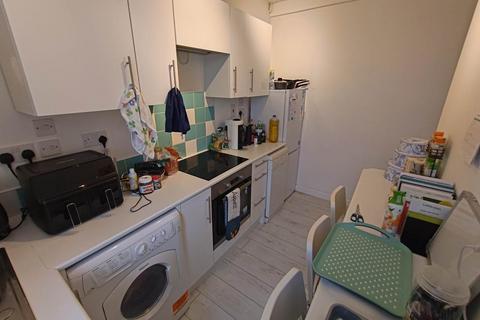 1 bedroom flat to rent, Violet Row, ,