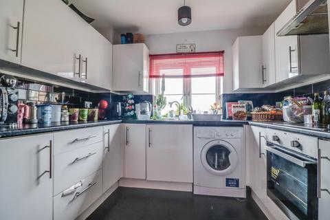 2 bedroom apartment for sale, Sidings Place, Gresley Drive, CM7