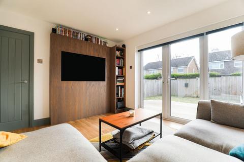 8 Durham Way, Harrogate, HG3 2TB