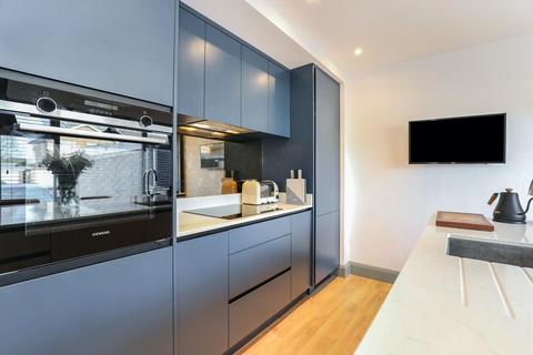 8 Durham Way, Harrogate, HG3 2TB