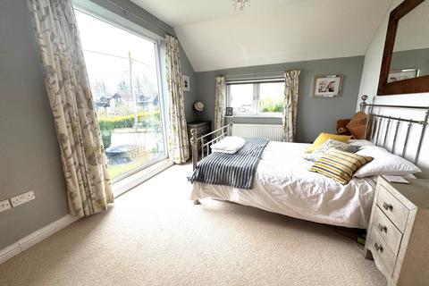 16 Bushythorn Road, Chew Stoke, Bristol, BS40 8XP