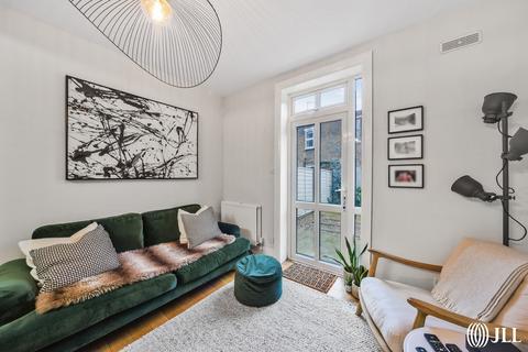 2 bedroom flat for sale, Brouncker Road London W3