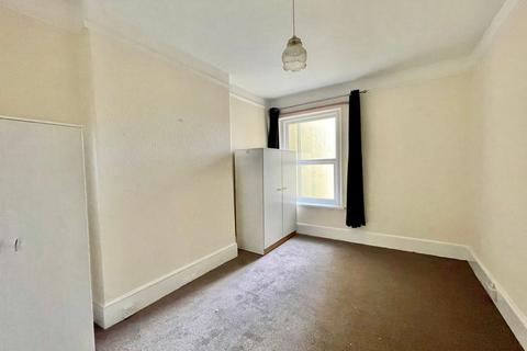 1 bedroom apartment to rent, Chatsworth Road, 39 Chatsworth Road, TQ1