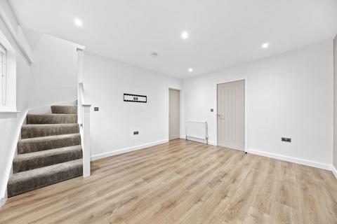 8 Ash View, East Ardsley, Wakefield, WF3 2HY