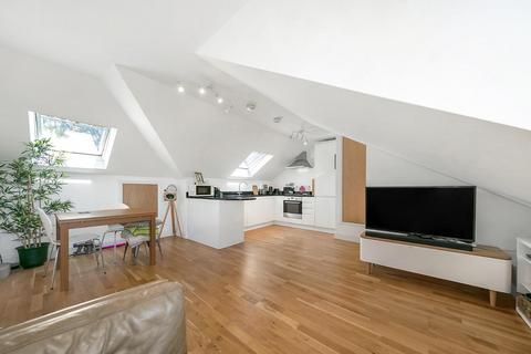 2 bedroom flat for sale, Mervan Road, SW2