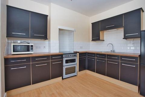 2 bedroom maisonette to rent, Dover Road, Folkestone, CT20