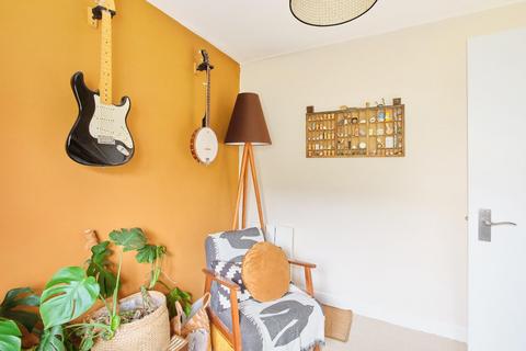 9b Westfield Place, Bristol, BS8 4AY