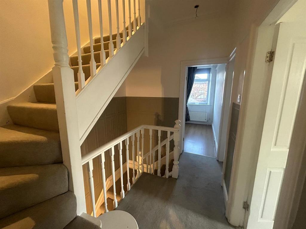Upstairs hallway.jpg