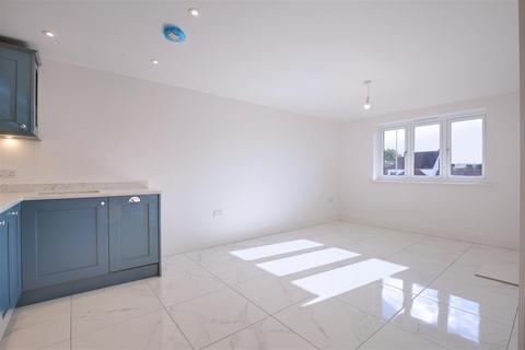 1 bedroom flat for sale, Larsens House, Farm Hill Road, Waltham Abbey