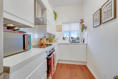 2 bedroom apartment for sale, Neptune Court, Anchor Close, Essex