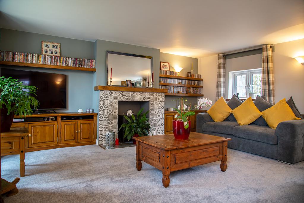Living room 2