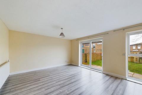 4 bedroom end of terrace house to rent, Canterbury Way, Stevenage SG1