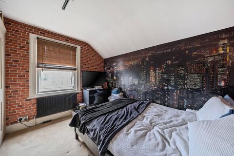 50 Summer Road, Thames Ditton, KT7 0QQ