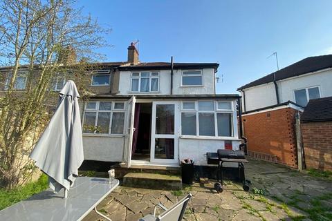 3 bedroom semi-detached house to rent, Stroud Gate, Harrow HA2