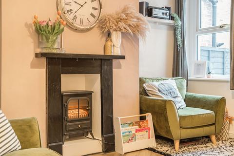 75 Albert Road, Harrogate, HG1 4HX