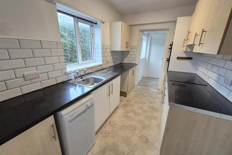 3 bedroom semi-detached house to rent, Pentre Gwyn, Trewern, Welshpool