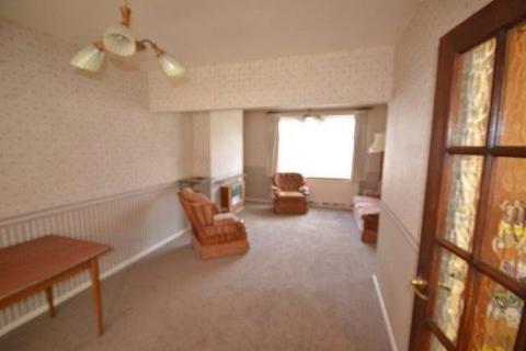 3 bedroom semi-detached house to rent, Hylion Road, Leicester