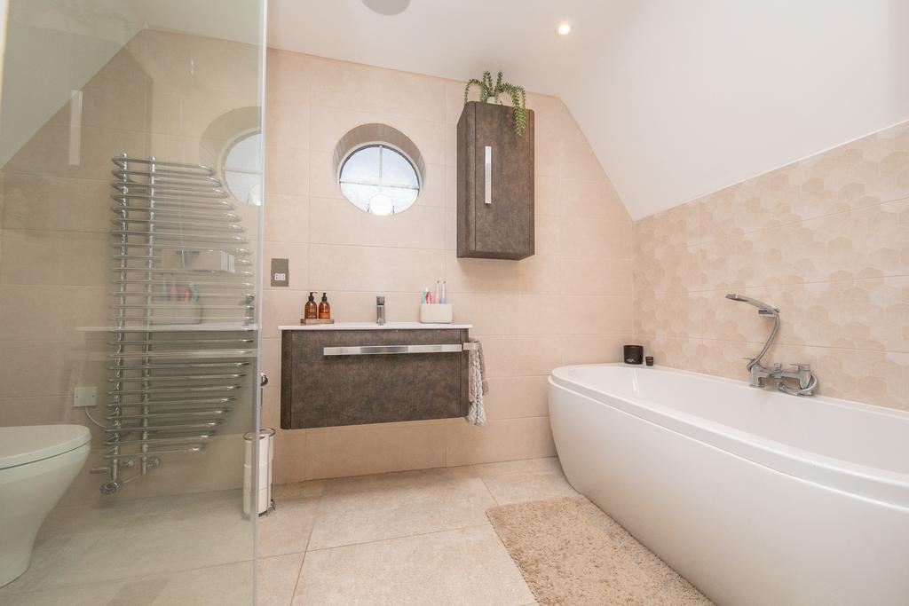 Ensuite 2