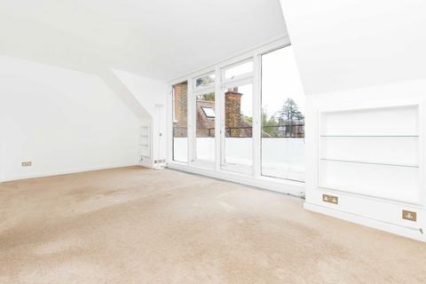 2 bedroom flat for sale, Rosecroft Avenue, London NW3