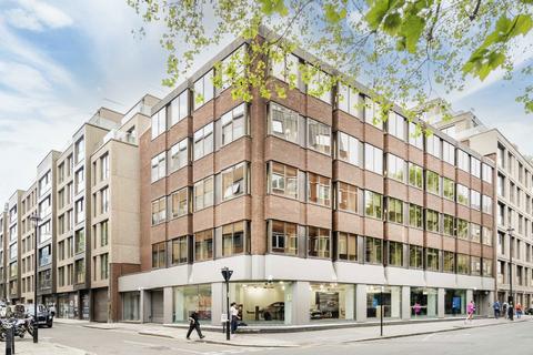 Elizabeth Court, London SW1P