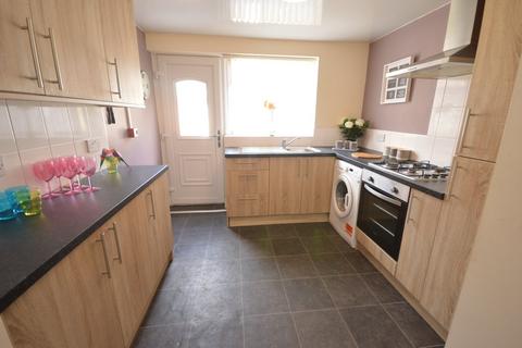 5 bedroom terraced house to rent, Hylton Road, Nr City  Campus, SUNDERLAND, SR4