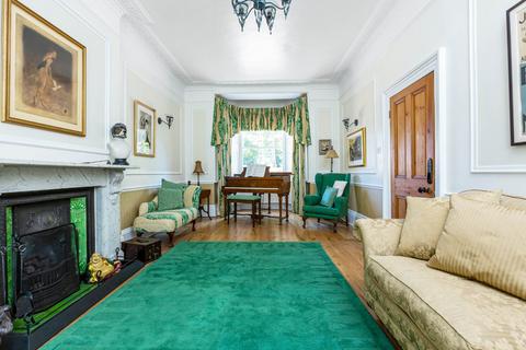 undefined, The Avenue, Twickenham, TW1