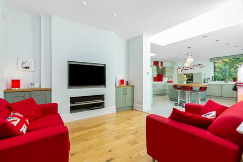 undefined, The Avenue, Twickenham, TW1