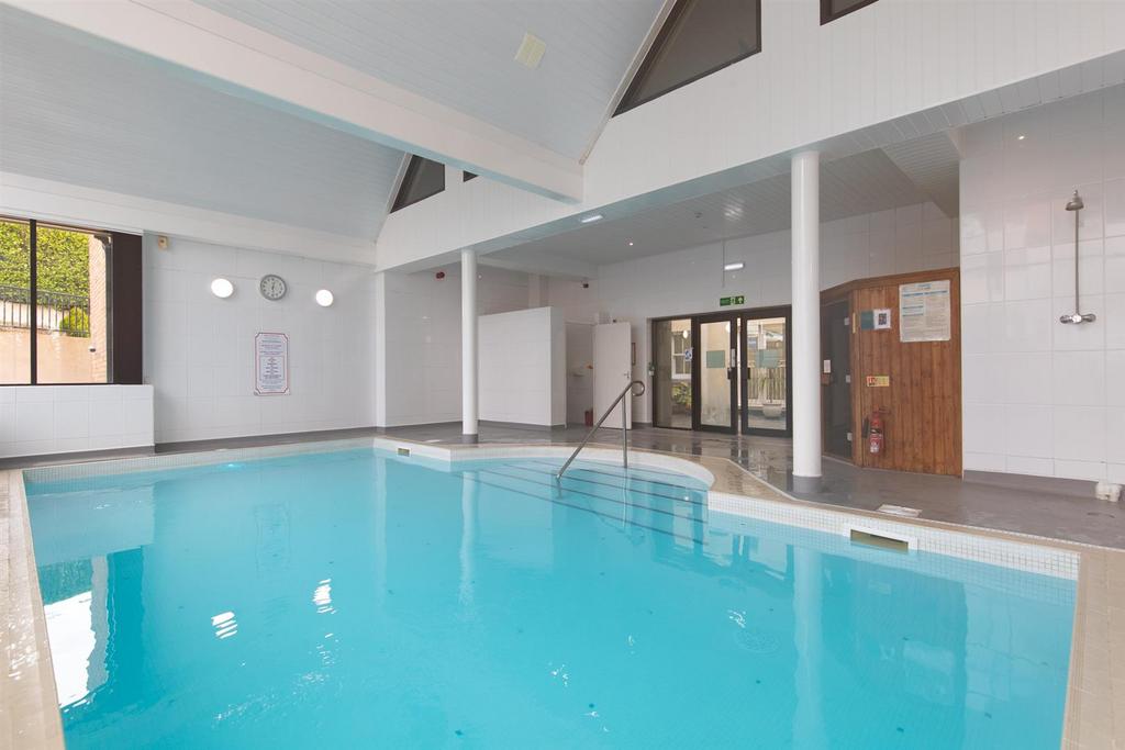 Bryn Y Mor Communal Swimming Pool