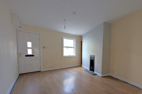 3 bedroom end of terrace house to rent, Old Exeter Street, Chudleigh