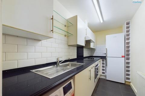 1 bedroom flat to rent, Wilbury Villas, Hove, East Sussex, BN3