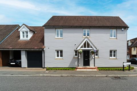 5 bedroom detached house for sale, Worrin Road, Flitch Green, CM6