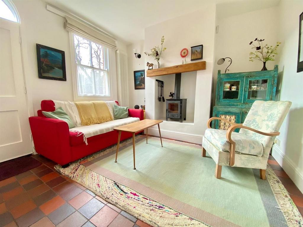 Living 1.jpg