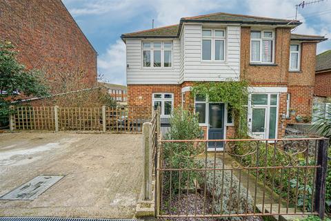 4 bedroom semi-detached house for sale, Edmund Road, Hastings