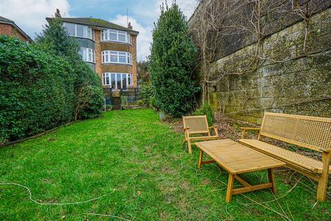 4 bedroom semi-detached house for sale, Edmund Road, Hastings