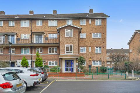 2 bedroom flat for sale, Thornhill Gardens,Leyton London